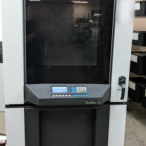 Thermotron SE 300 2 Environmental Chamber