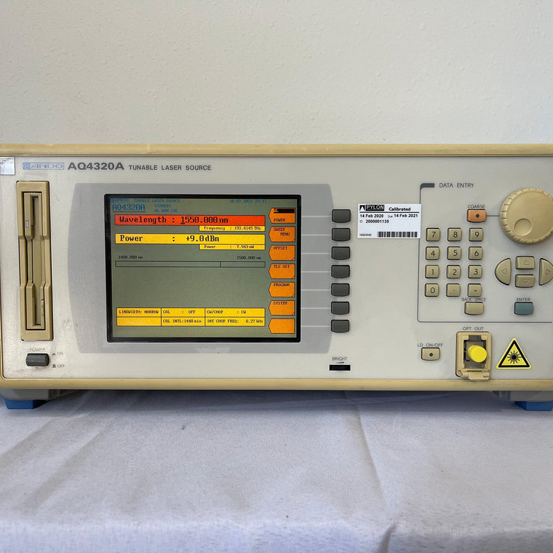 Yokogawa / Ando AQ 4320 A Tunable Laser Source