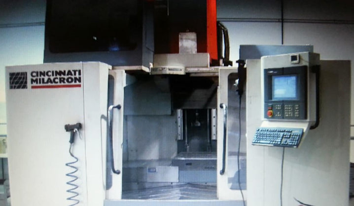 Milacron Lancer 1000 Die Mold
