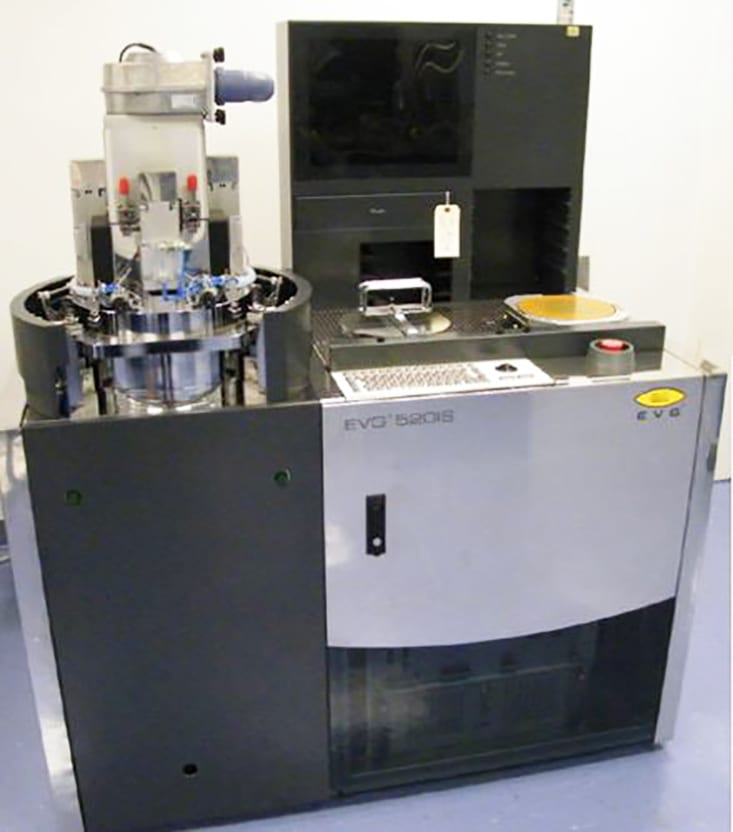 EVG 520 IS UV NIL Bonder