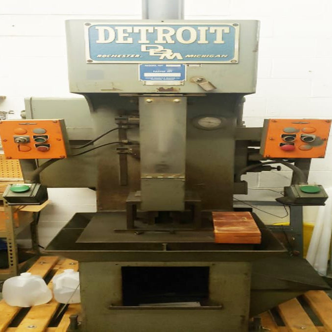 Detroit Broach & Machine GNP 6 25 Vertical Power Broach
