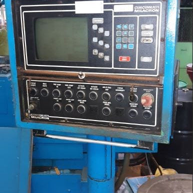 Milacron 220 8 Centerless Grinder