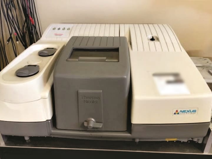 Thermo Scientific / Nicolet Nexus 470 FTIR Spectrometer (Fourier Transform Infrared)