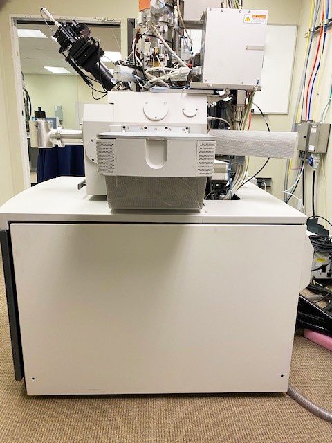 Thermo Fisher Scientific / FEI Helios NanoLab 400 FIB-SEM (Focused Ion Beam - Scanning Electron Microscope)