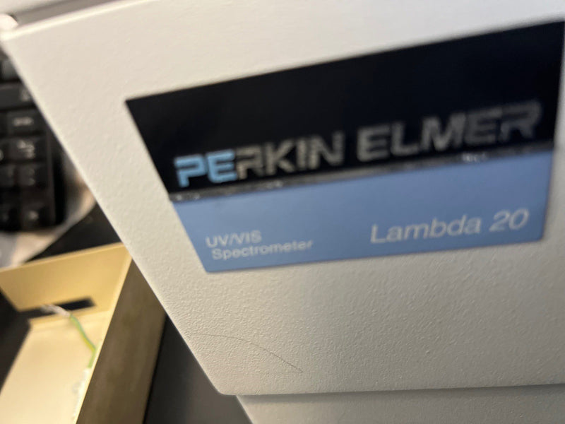 Perkin Elmer Lambda 20 UV-VIS Spectrometer