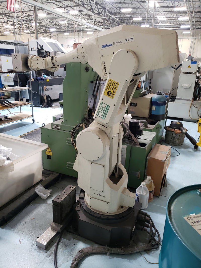 FANUC S 700 Robot Arm