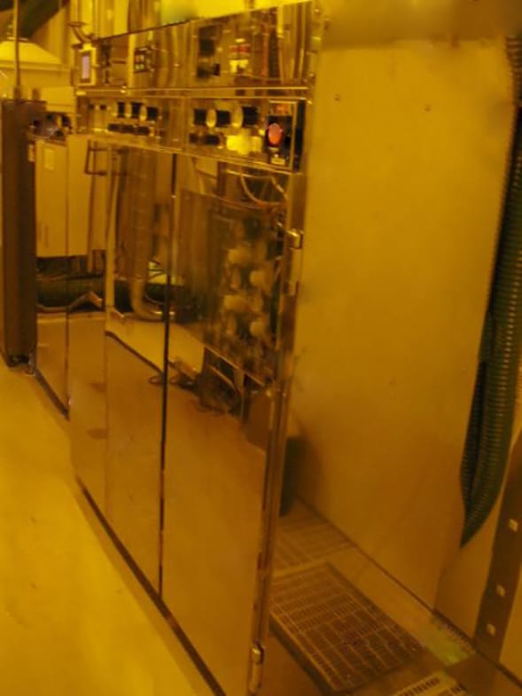Tel Act 8 Coater / Developer