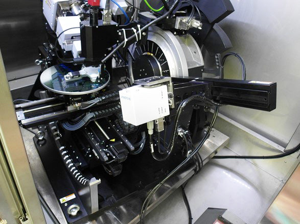 Bruker D 8 Fabline XRD (X-ray Diffractometer)