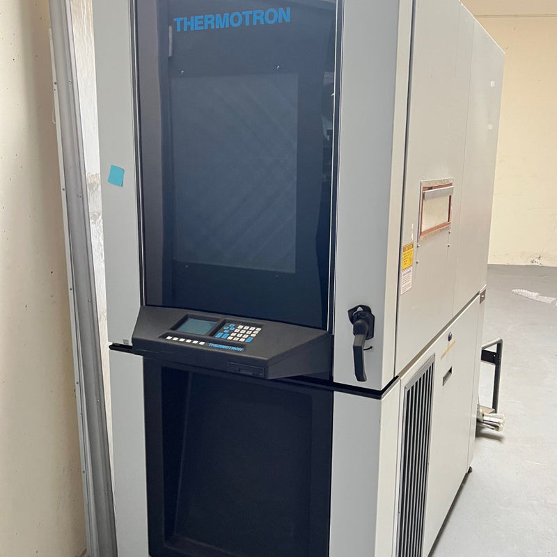 Thermotron SE 300 2 2 Environmental Chamber