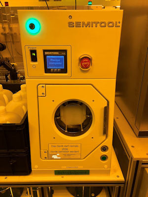 Semitool SRD (Spin Rinse Dryer)