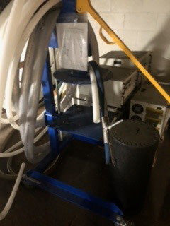Pail Lid Closing Press