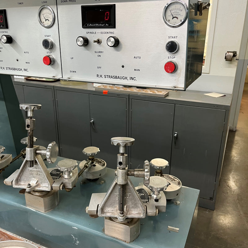 Strasbaugh 6 DE DC 6 Polisher
