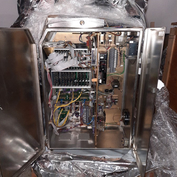 Ontrak DSS 200 Post CMP Scrubber (Chemical Mechanical Polisher)