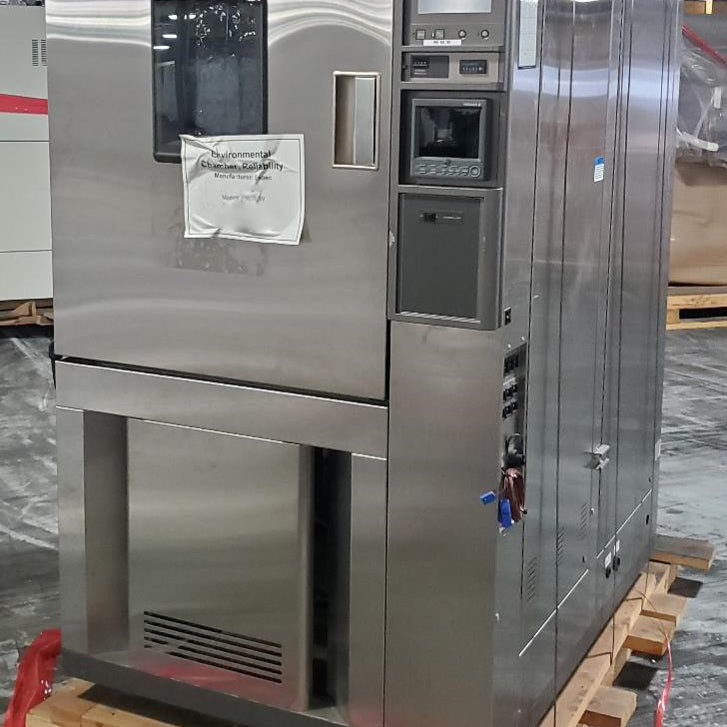 ESPEC ESL 3 CW Environmental Chamber