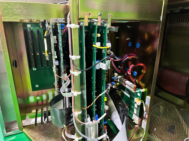KLA Surfscan 6220 Particle Defect System