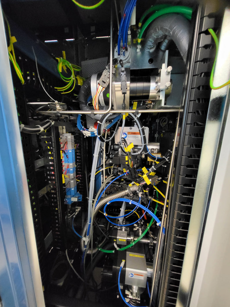 Oxford Ionfab 300 Plus IBD / IBE Tool (Ion Beam Deposition / Ion Beam Etching)