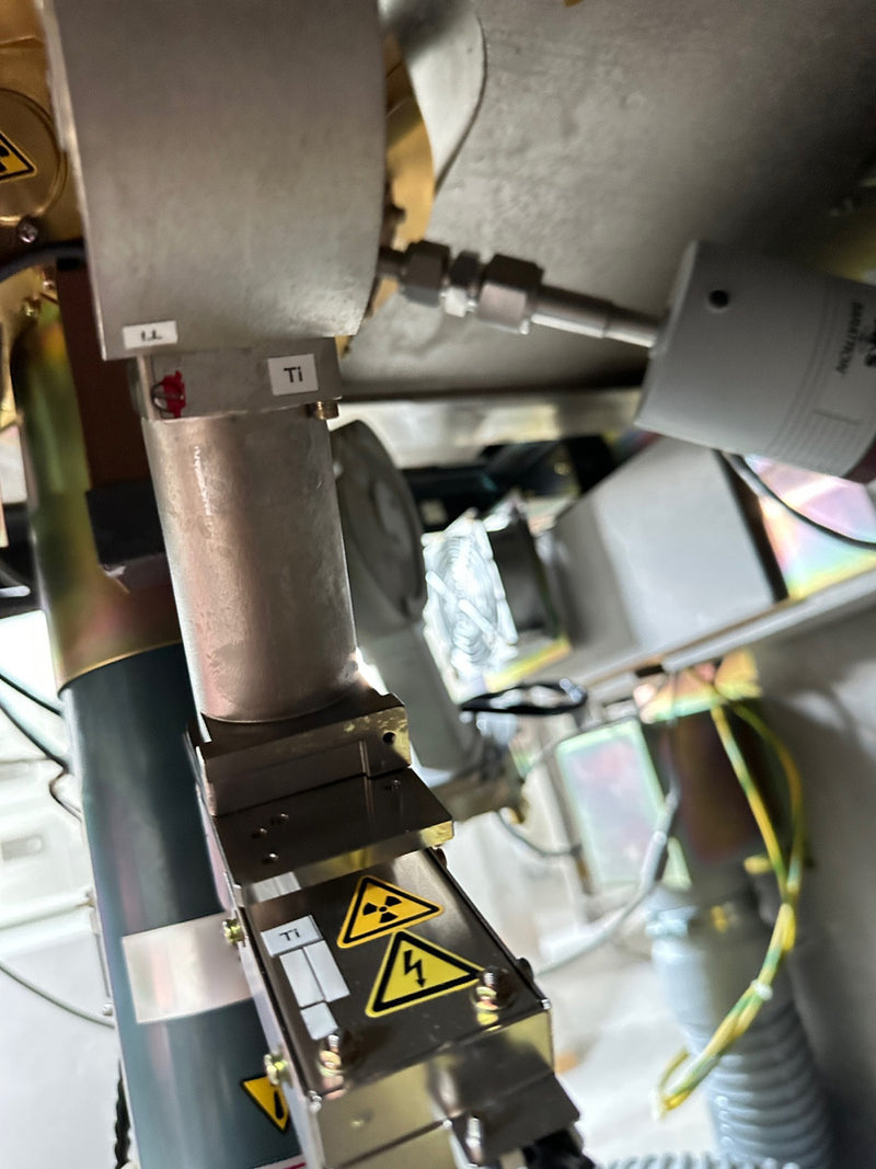 Rigaku 3640 Wafer / Disk Analyzer