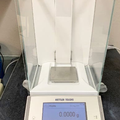 Mettler Toledo XS 104 Analytical Balance