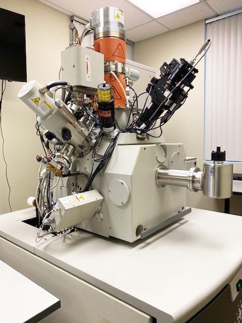 Thermo Fisher Scientific / FEI Helios NanoLab 400 FIB-SEM (Focused Ion Beam - Scanning Electron Microscope)