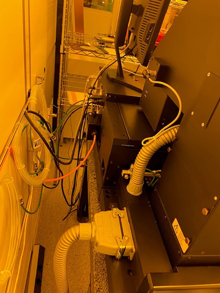 EVG 420 Mask Aligner