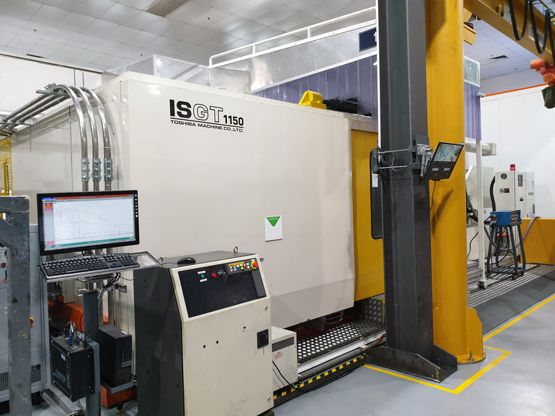 Toshiba ISGT 1150 W Injection Molding Machine