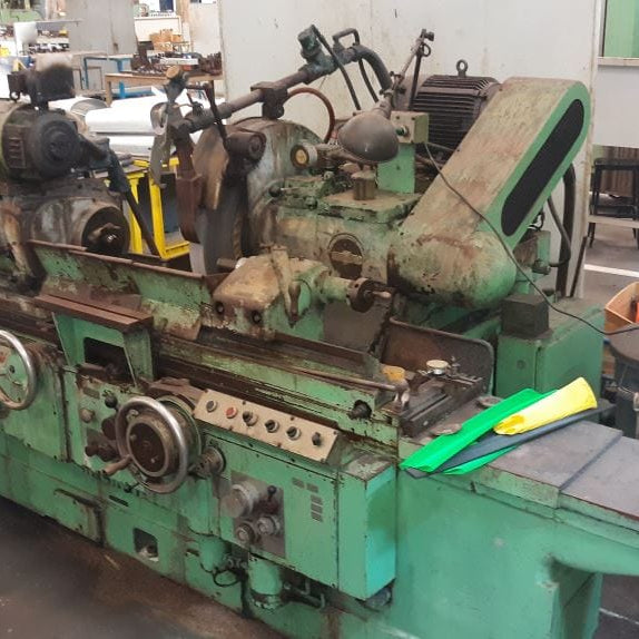 Milacron LL 14 Grinder