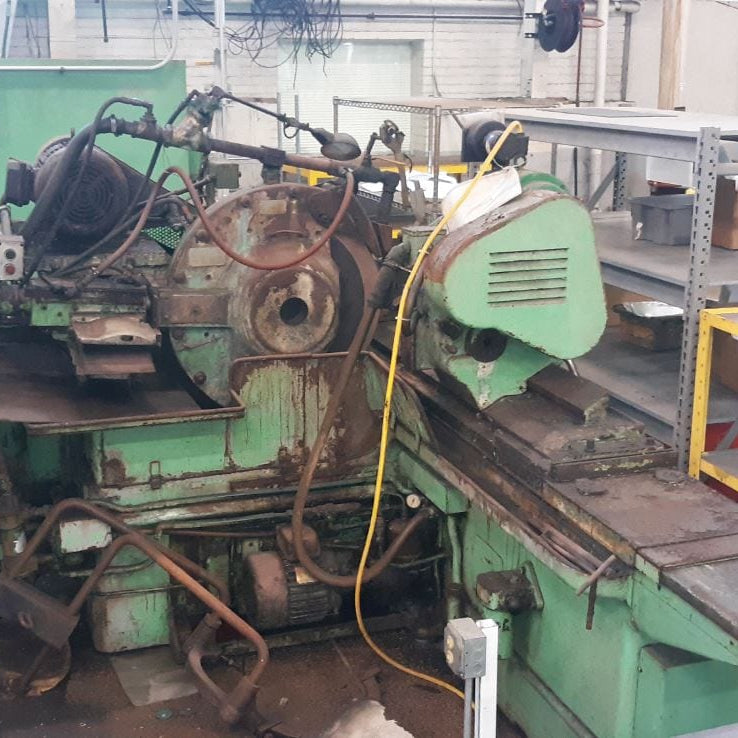 Milacron LL 14 Grinder