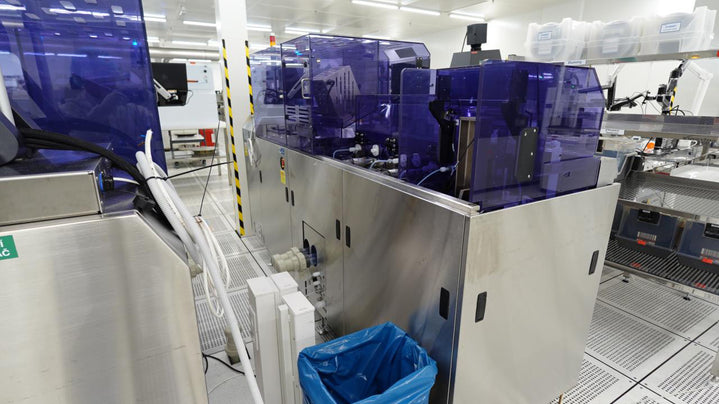 Ontrak DSS 200 Series II Post CMP Scrubber (Chemical Mechanical Polisher)