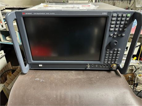 Keysight N 9040 B Signal Analyzer