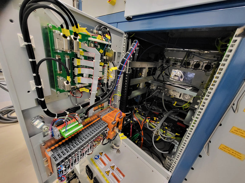 Oxford Ionfab 300 Plus IBD / IBE Tool (Ion Beam Deposition / Ion Beam Etching)