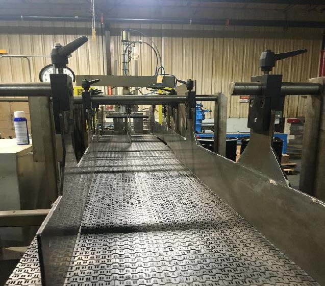 Lantech C 2000 Tape Automatic Case Erecting System
