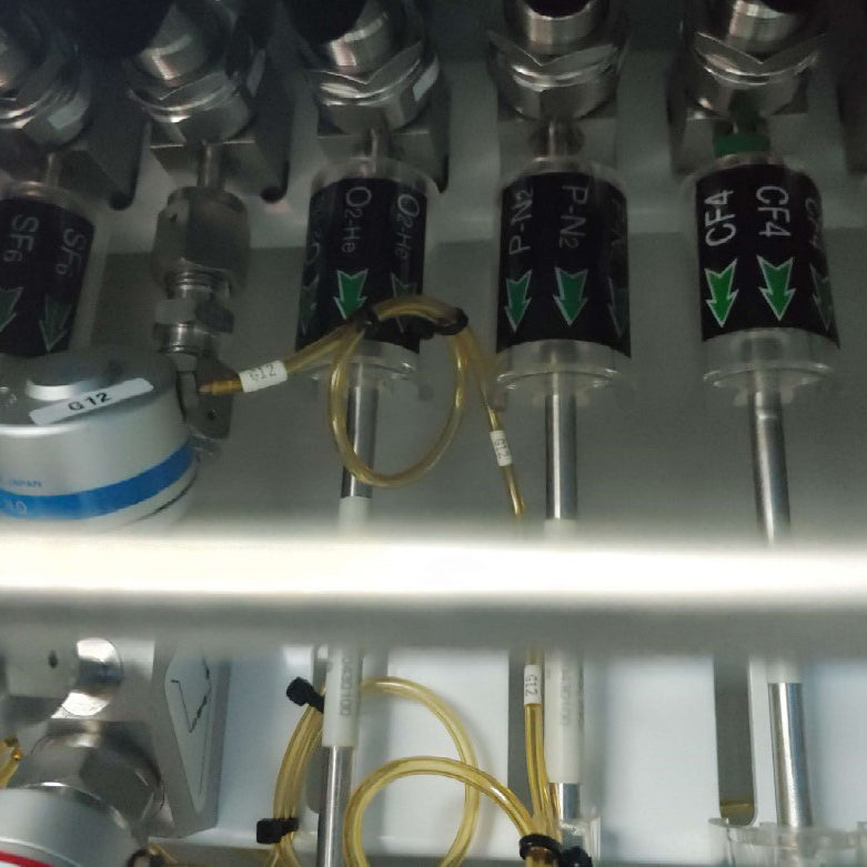 Applied Materials P 5000 Etcher