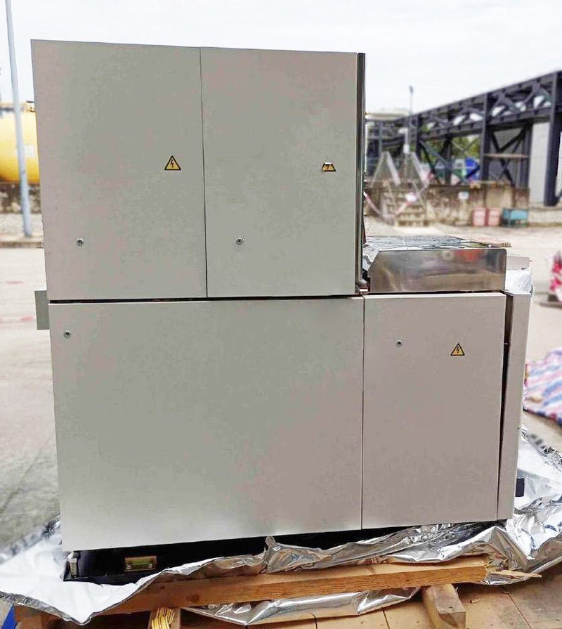 Hitachi S 8820 S CD-SEM (Critical Dimension Scanning Electron Microscope)