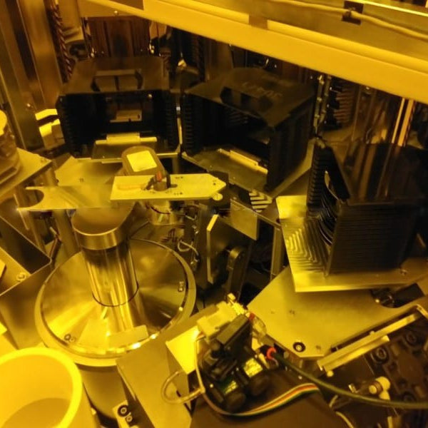 KLA 8100 XPT CD-SEM (Critical Dimension Scanning Electron Microscope)