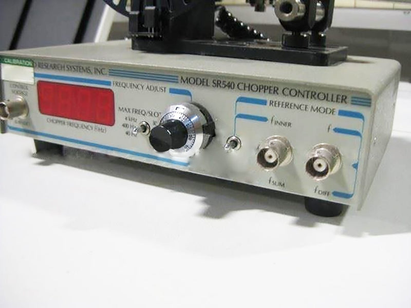 Perkin Elmer Lambda 900 UV-VIS-NIR Spectrometer (Ultraviolet-Visible-Near-Infrared)