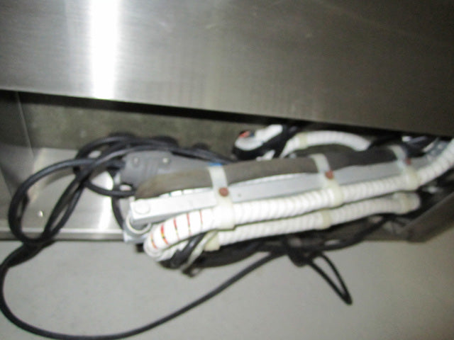 KLA Surfscan 7200 Particle Defect System