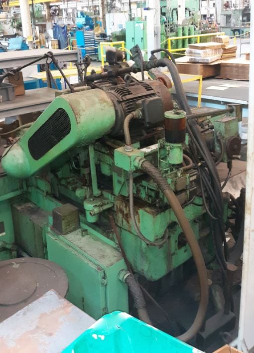 Milacron LL 14 Grinder