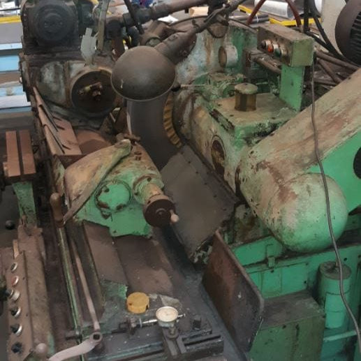 Milacron LL 14 Grinder