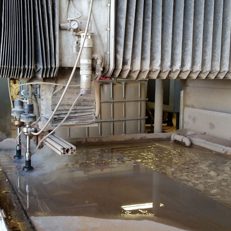 Flow Paser ECL Plus Waterjet Machine