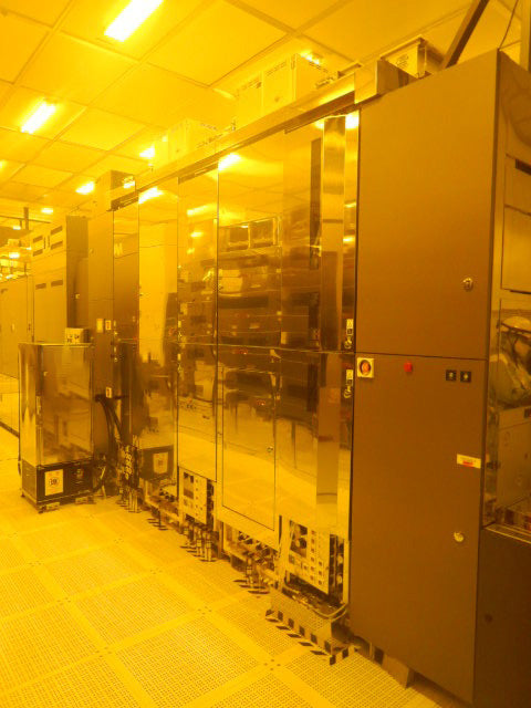 Tel Lithius i+ Coater / Developer