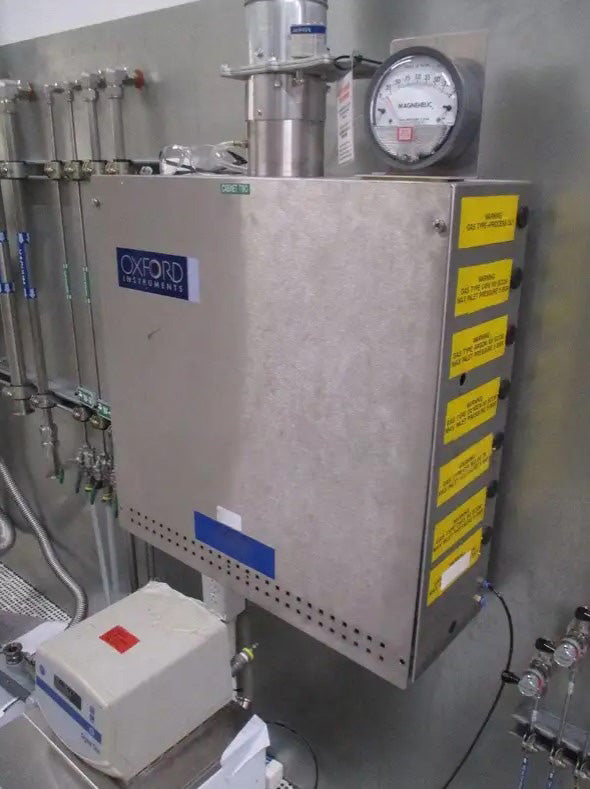 Oxford Plasmalab 100 RIE (Reactive Ion Etcher)