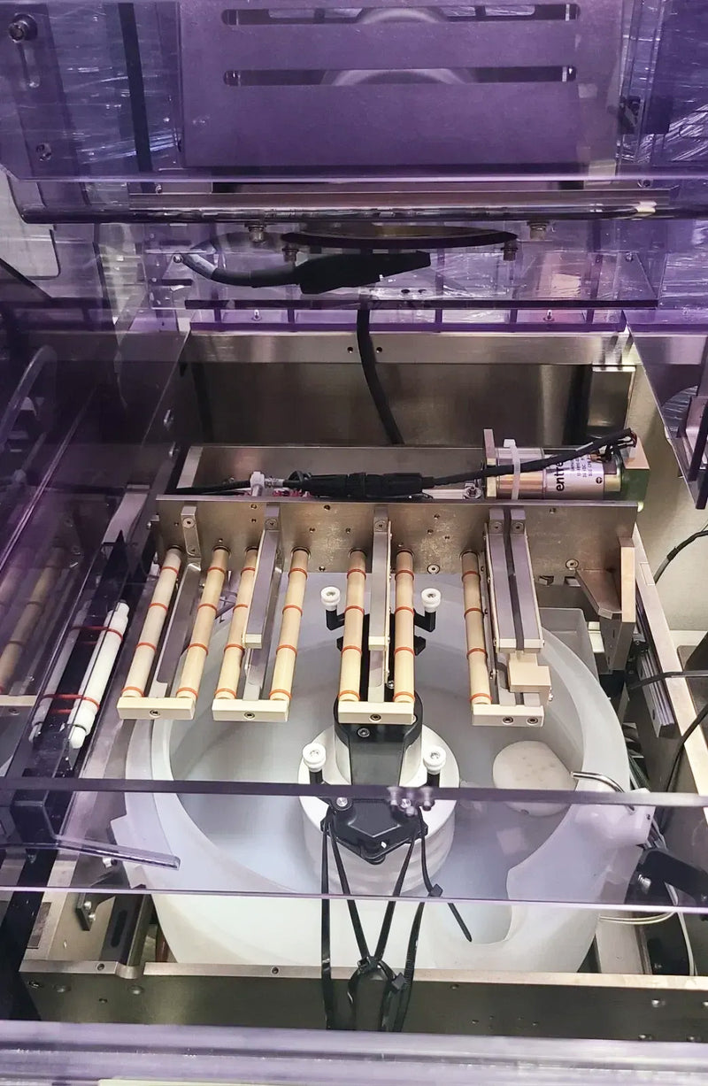Entrepix DSS 200 Post CMP Scrubber (Chemical Mechanical Polisher)