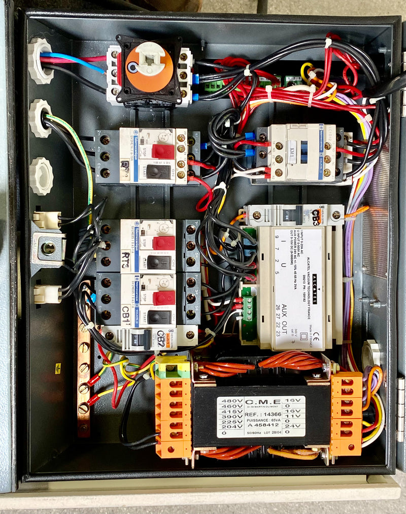 Pfeiffer / Alcatel ADP 122 P Dry Vacuum Pump