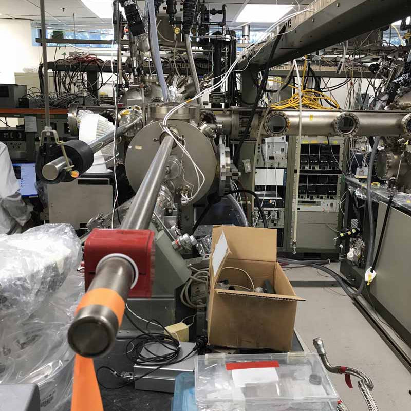 Veeco Gen II MBE Growth system