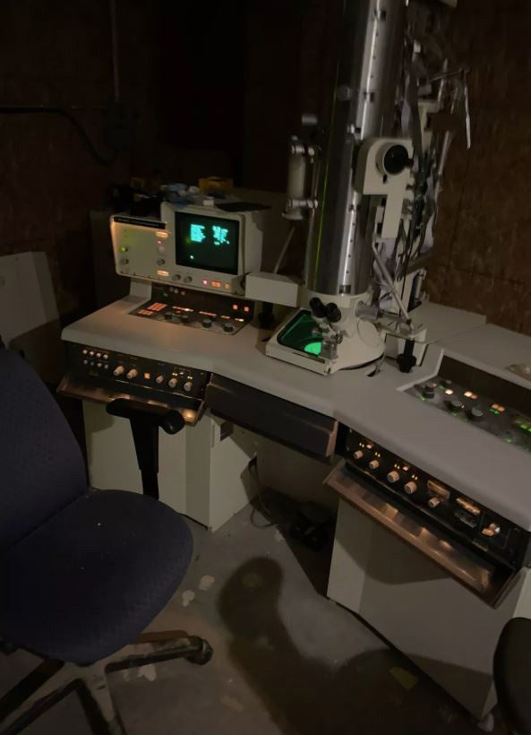 Hitachi H 7000 TEM (Transmission Electron Microscope)
