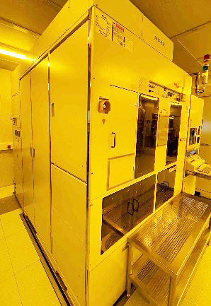 Nikon NSR 2205 i 12 D i-Line Stepper