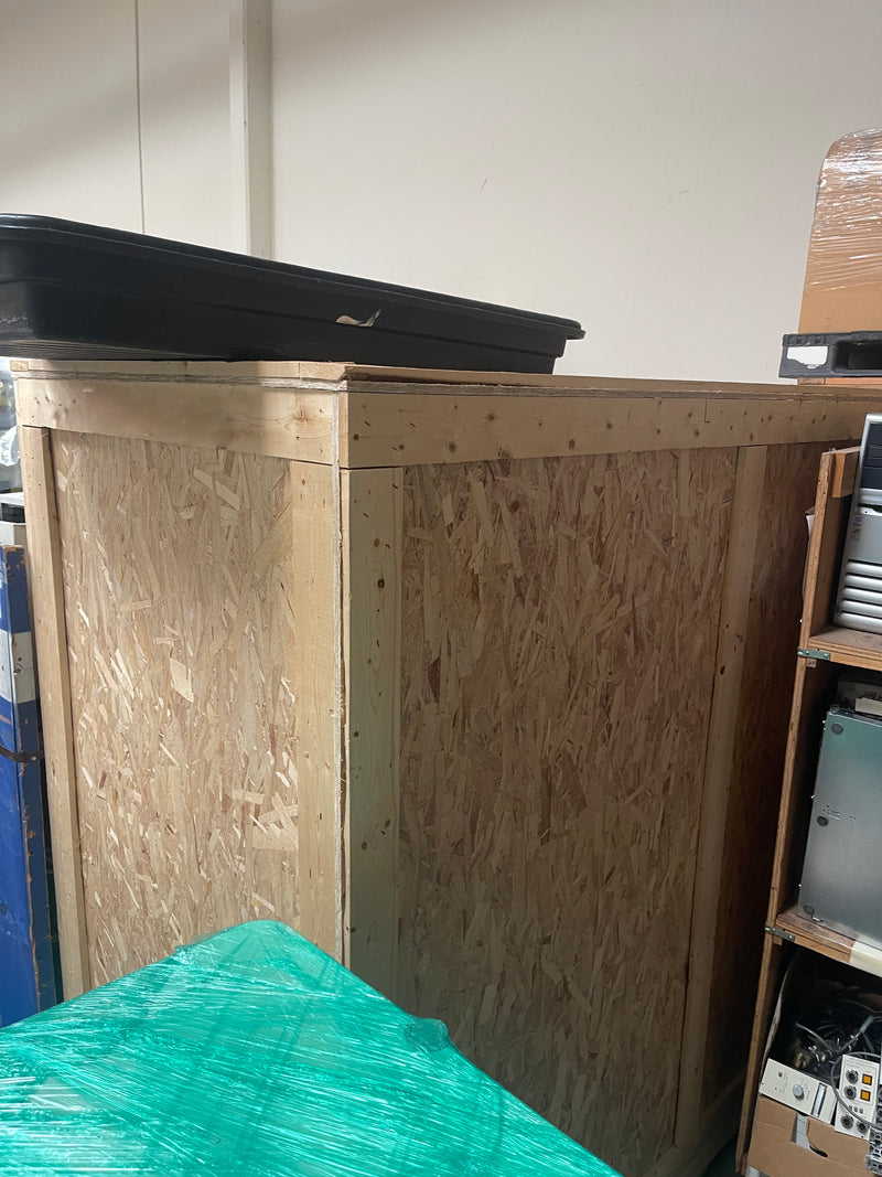 Hitachi S 4700 FE-SEM (Field Emission Scanning Electron Microscope)