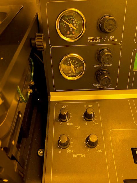 EVG 420 Mask Aligner