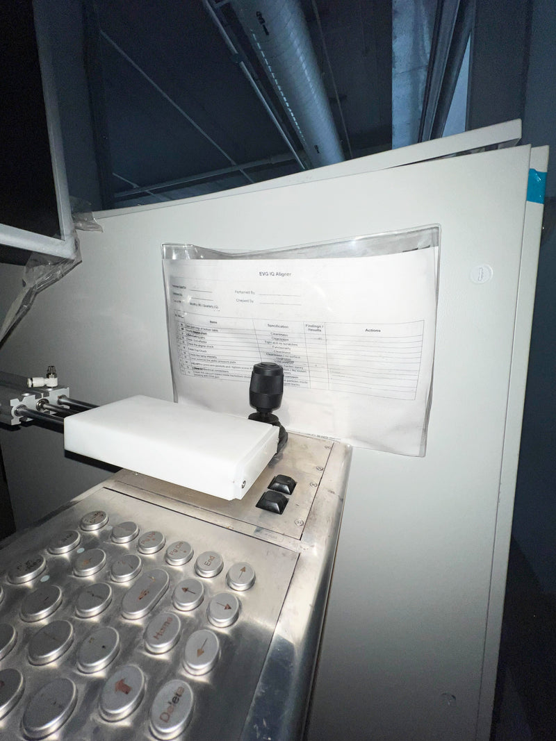 EVG IQA 0049 Mask Aligner
