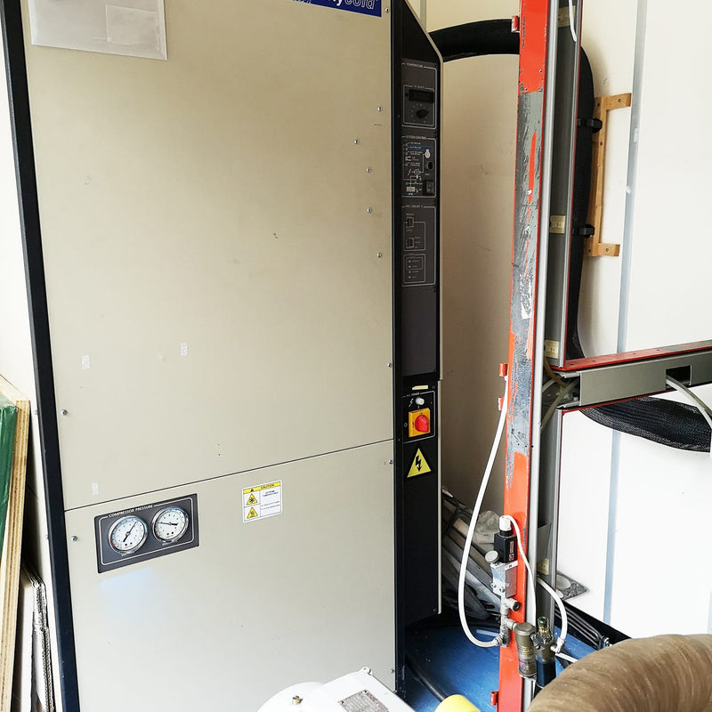 Leybold A 700 Q Evaporator